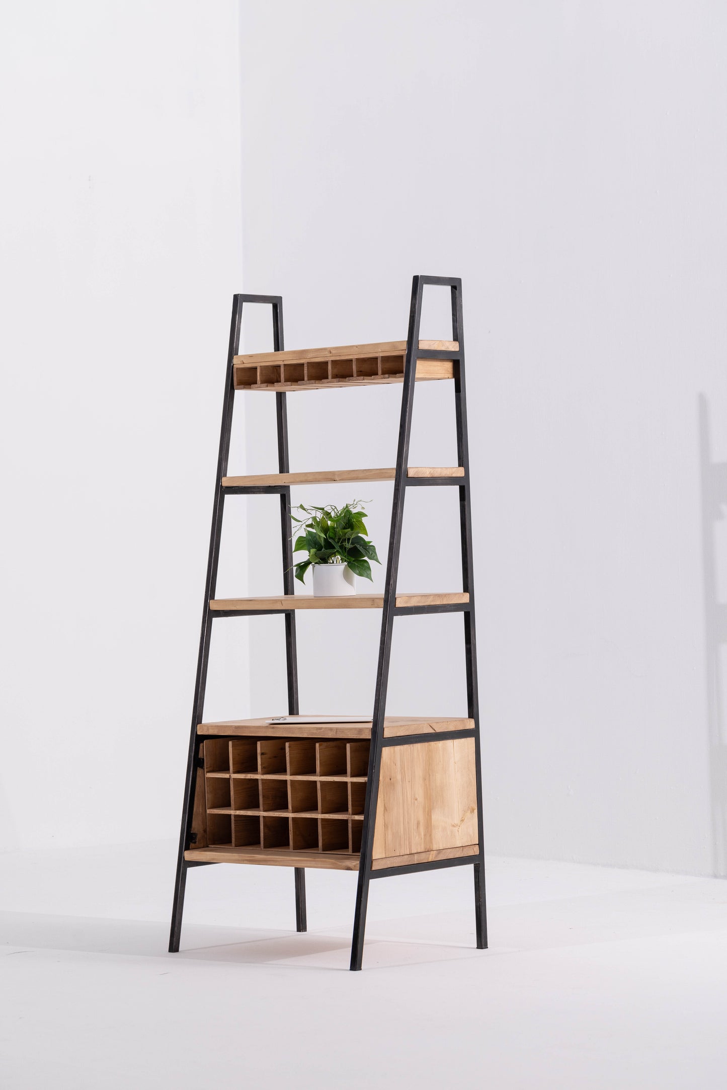 Pinewood Ladder Shelf with Wine Rack