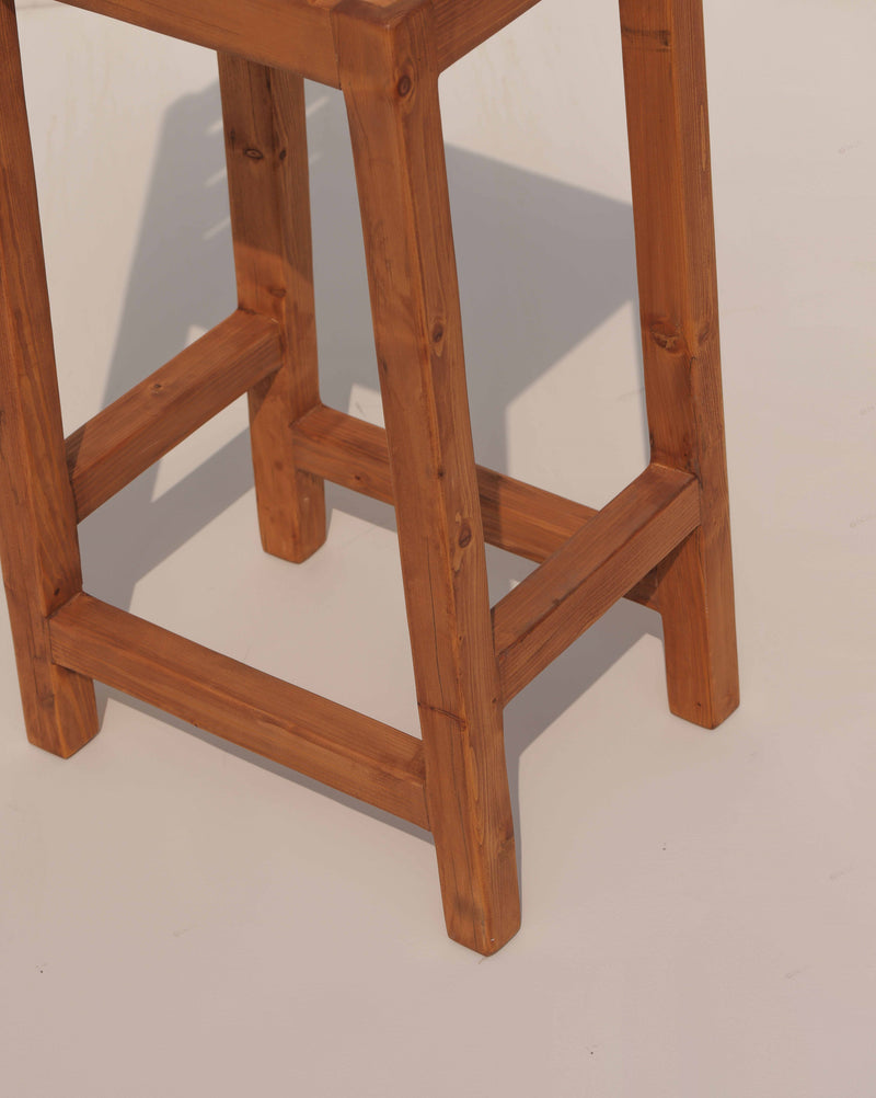 PINE WOOD HIGH BAR CHAIR