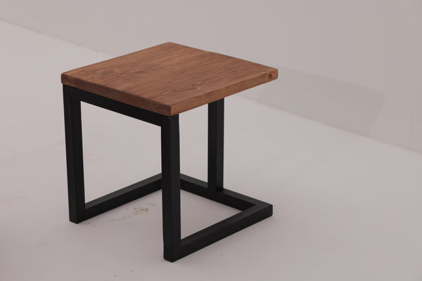 PINE WOOD SIDE TABLE