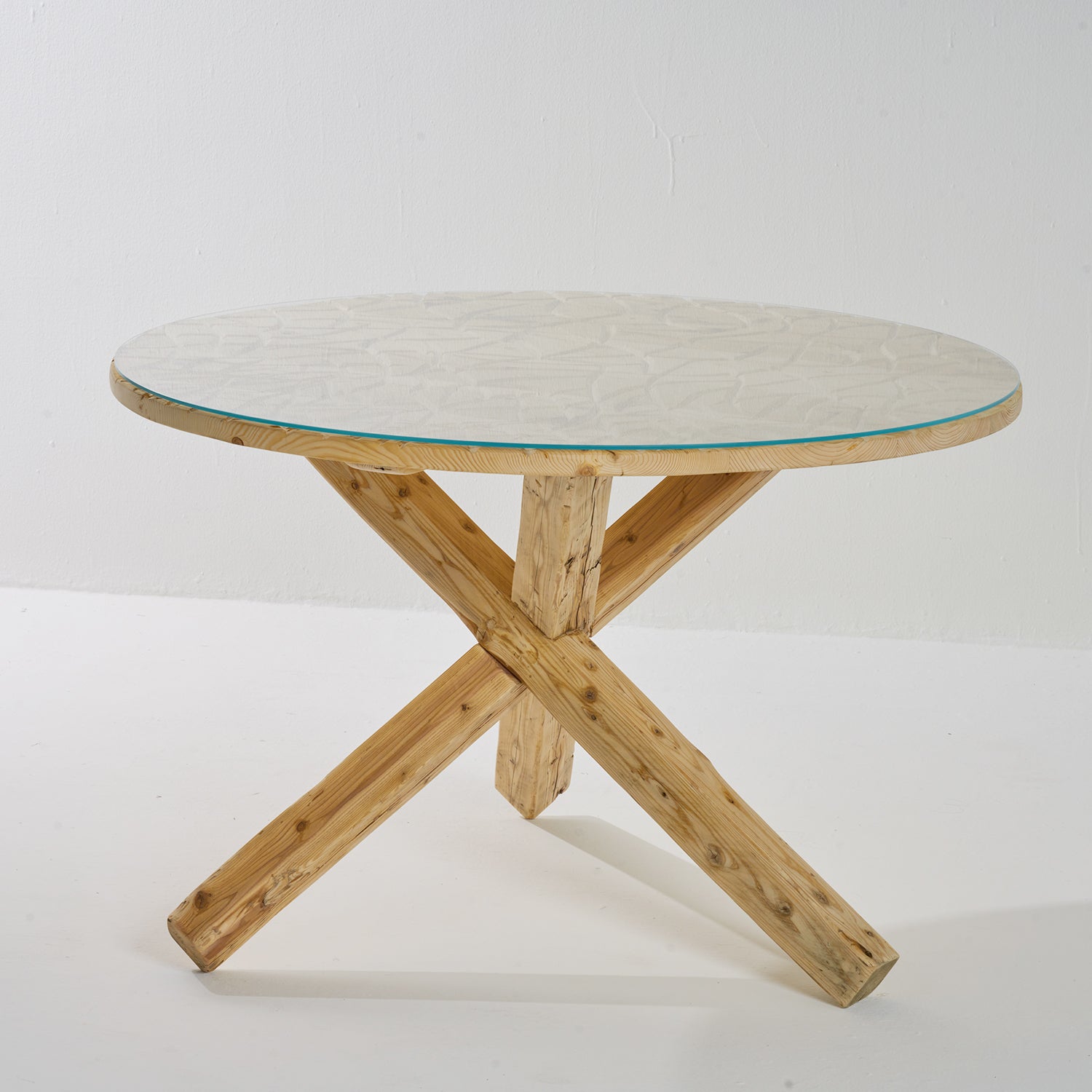 Round Table Criss-cross Legs with Glass Top Reclaimed Wood