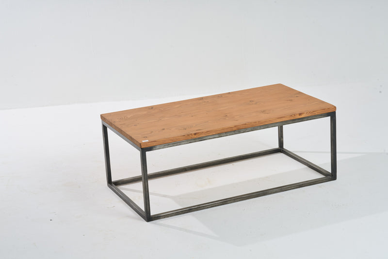 PINE WOOD COFFEE TABLE