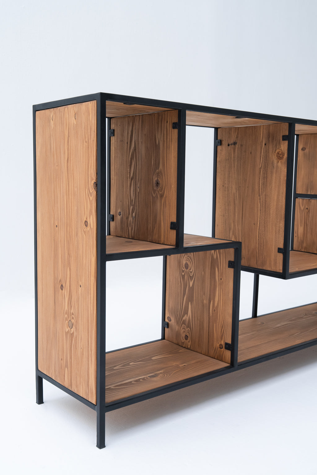 Low Staggered Industrial Book Shelf (Reclaimed Wood)