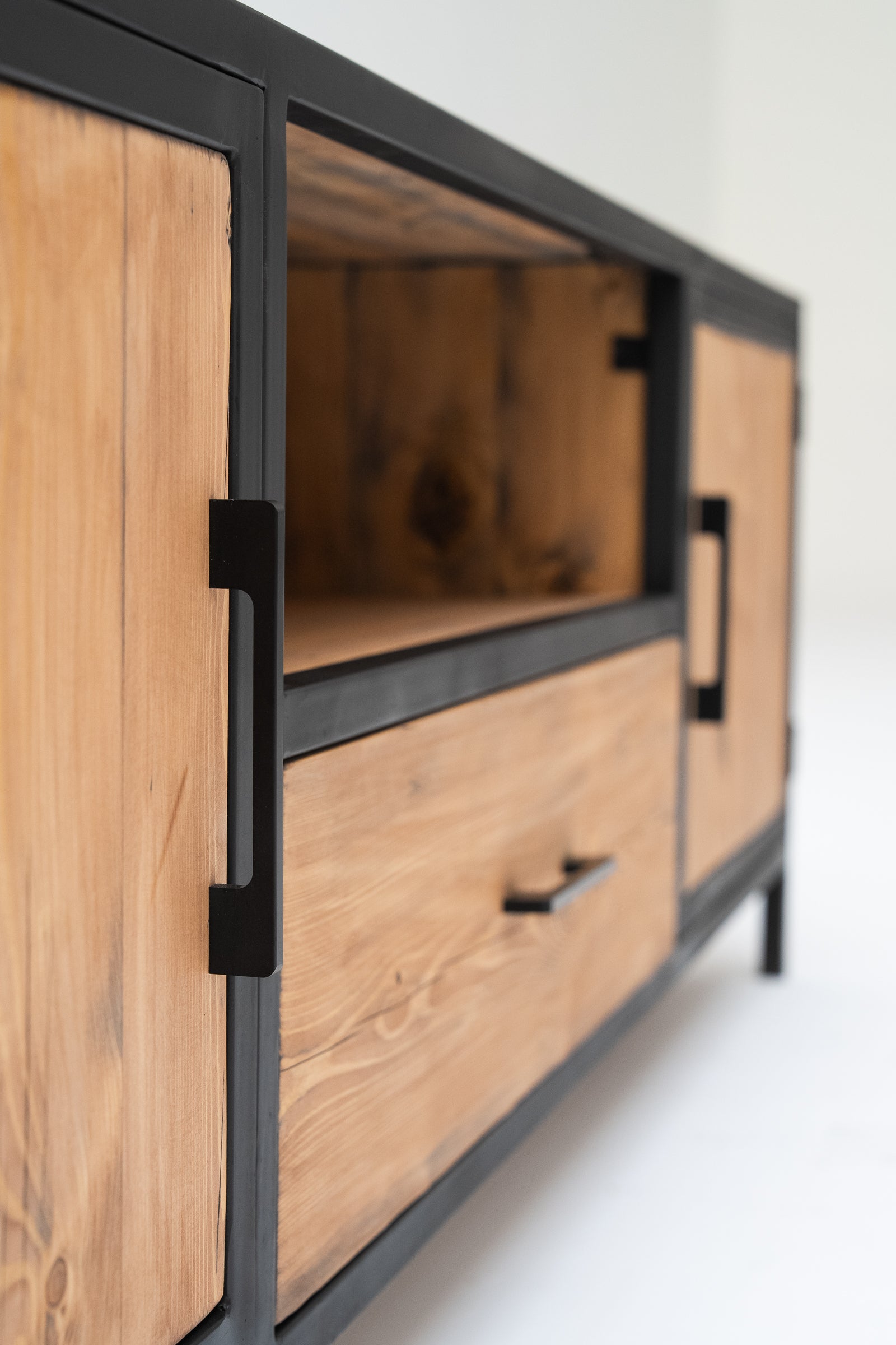 TV Unit Reclaimed Wood with 1 Drawer and 2 Doors