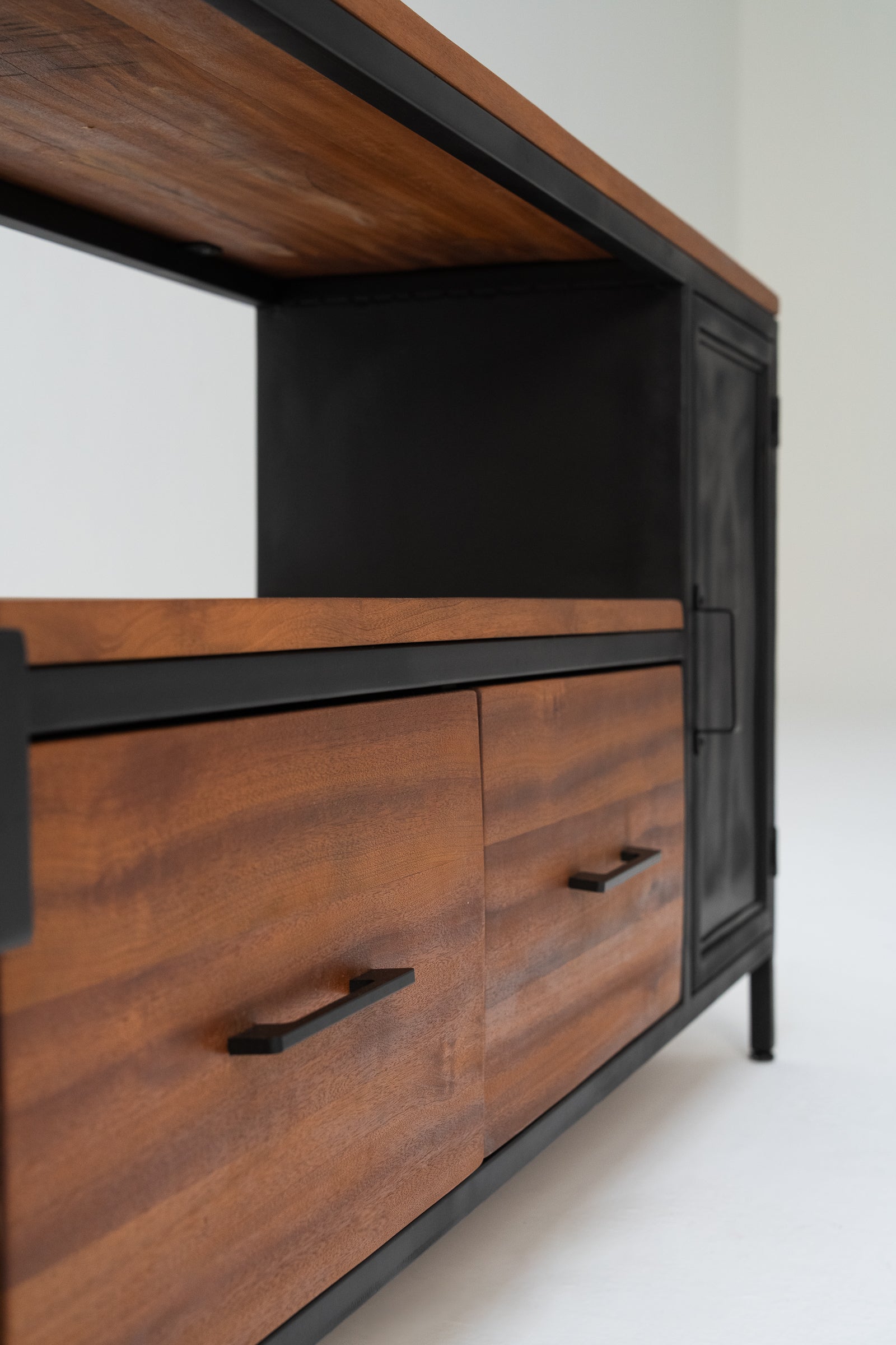 Live Edge TV Unit